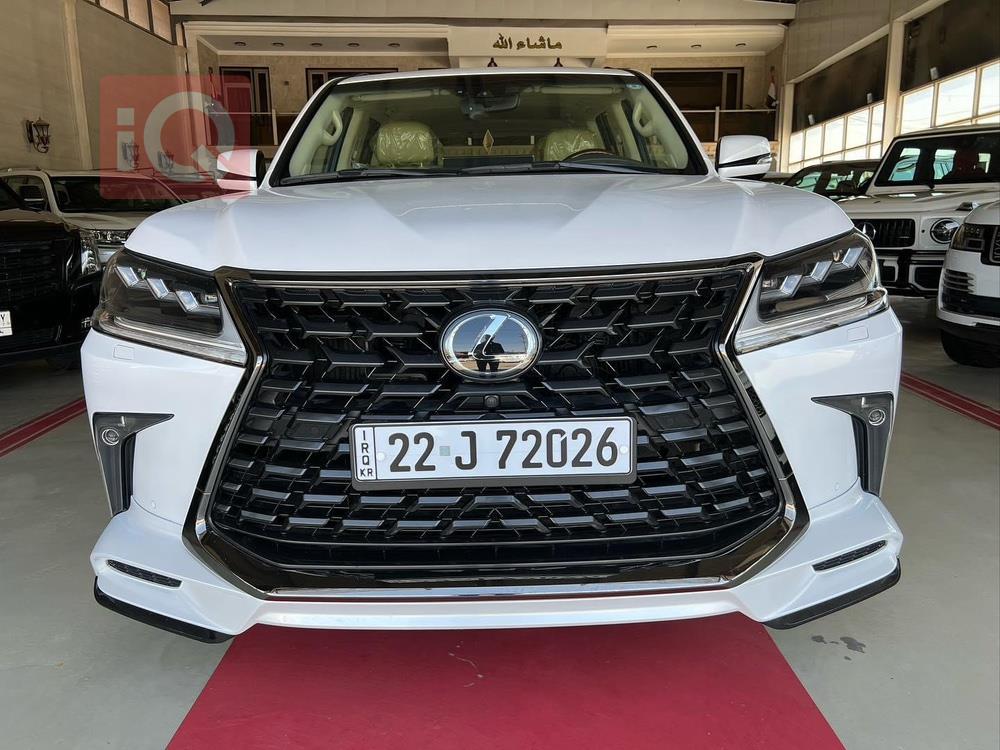 Lexus LX